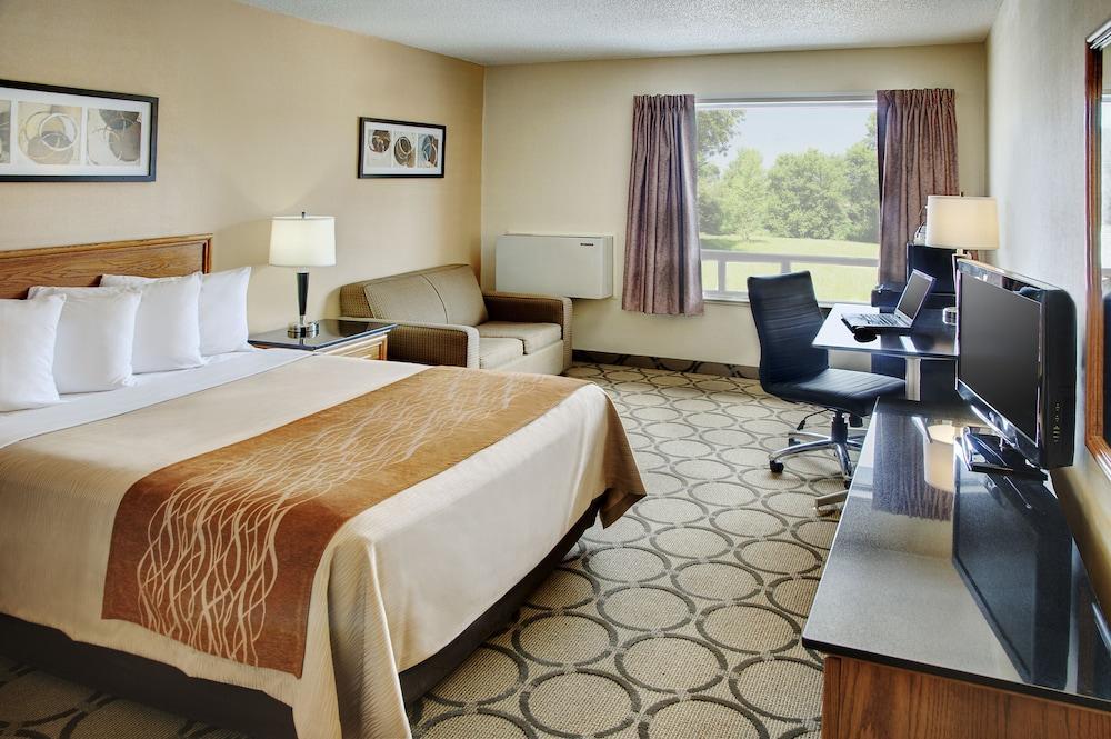 Comfort Inn Rouyn Exterior photo