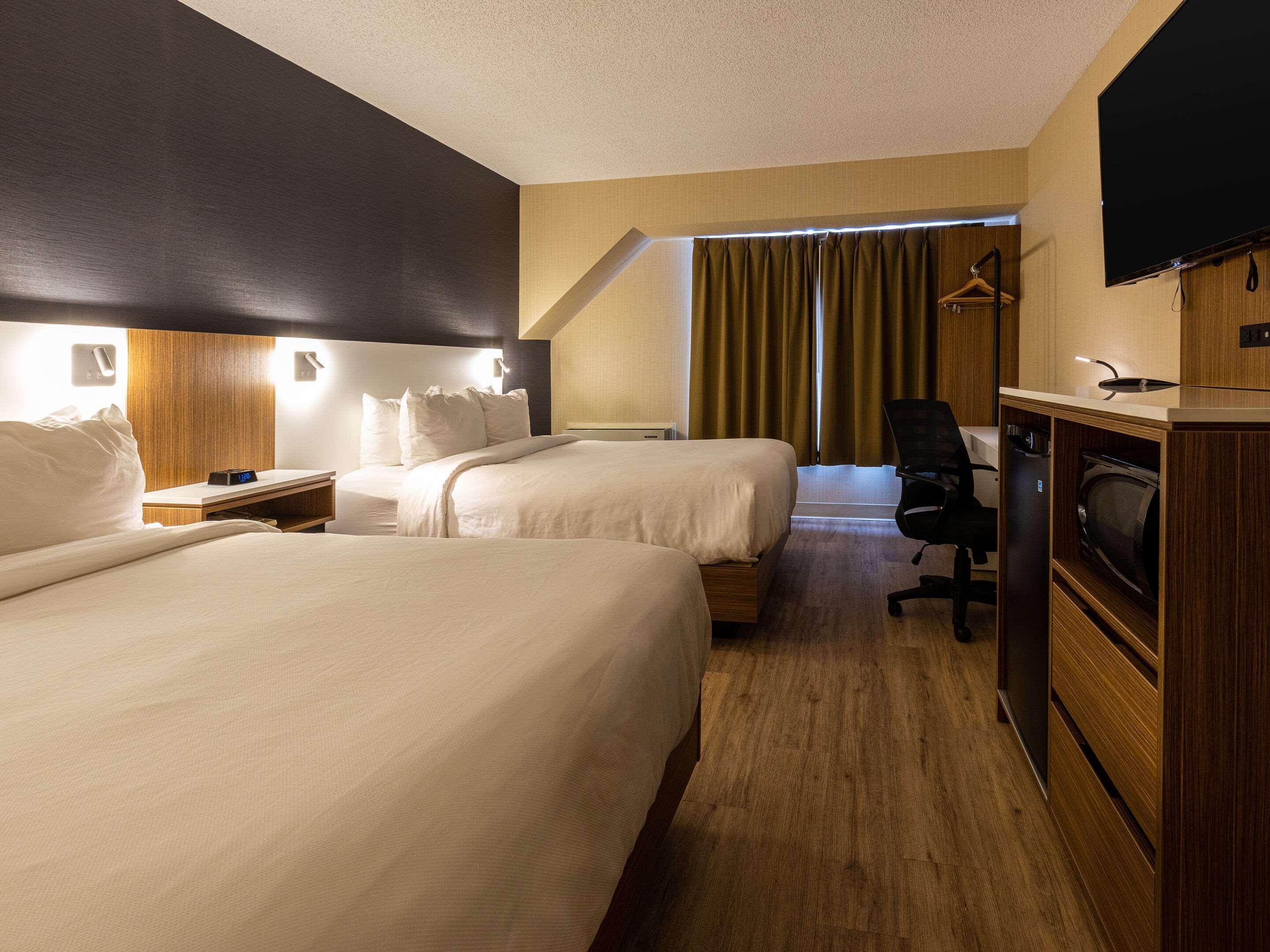 Comfort Inn Rouyn Exterior photo