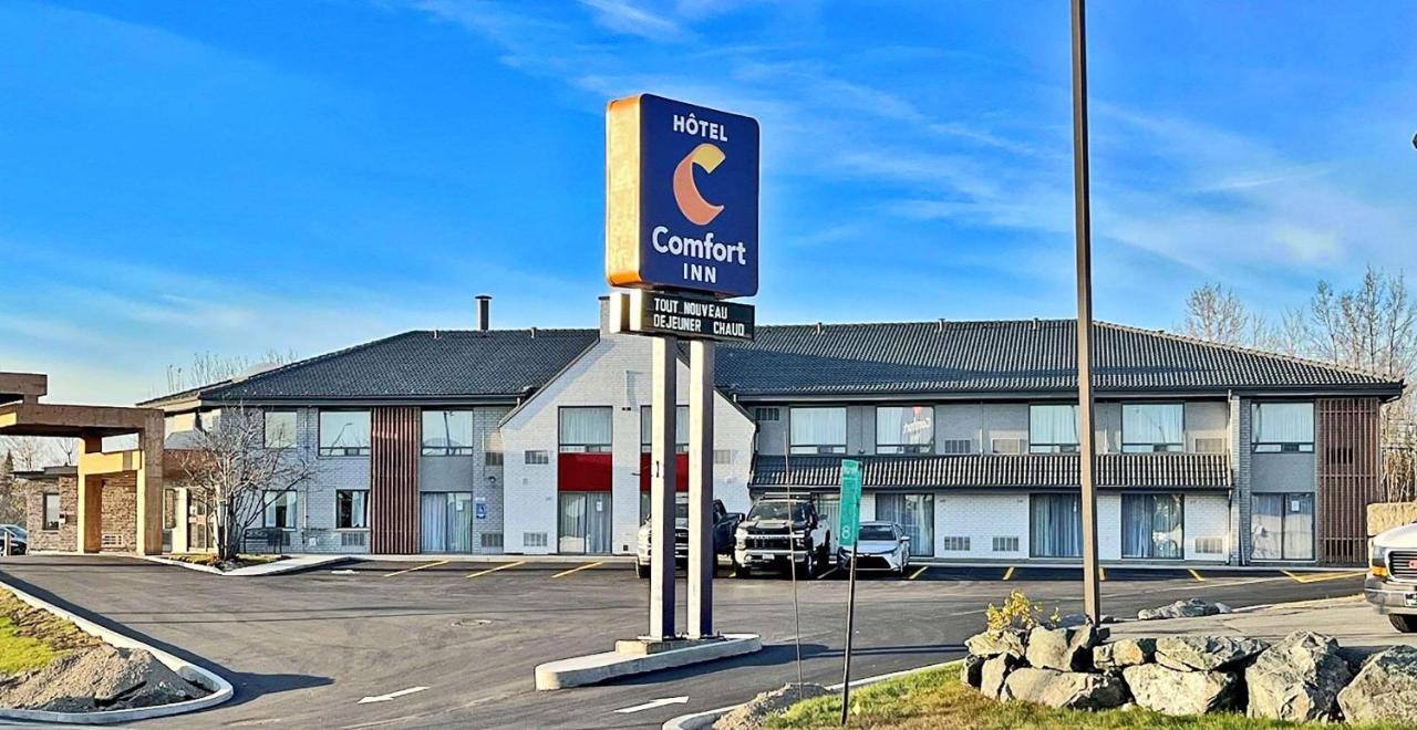 Comfort Inn Rouyn Exterior photo