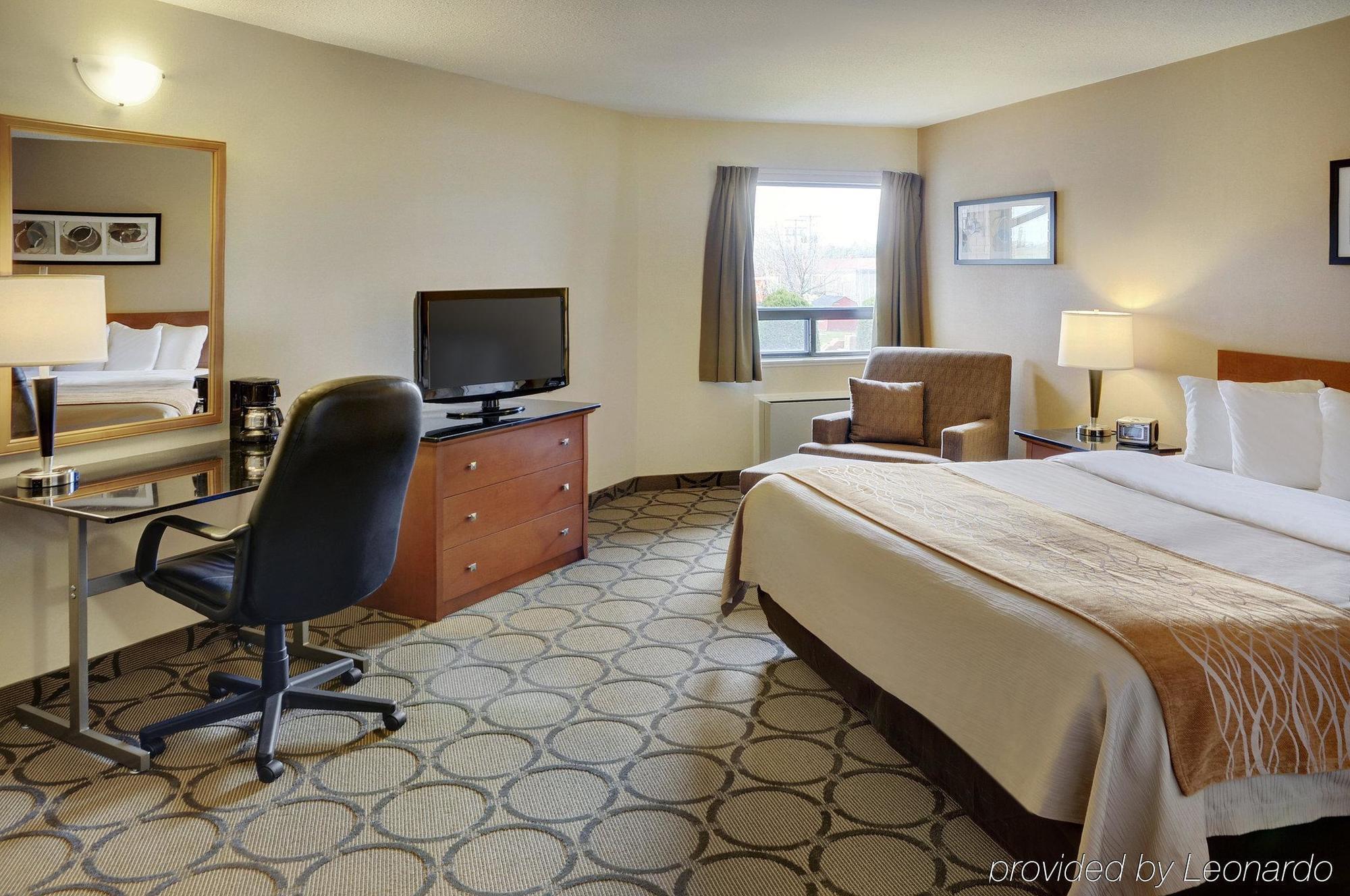Comfort Inn Rouyn Exterior photo